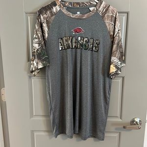 Men’s XL, Arkansas Razorbacks T-Shirt.
